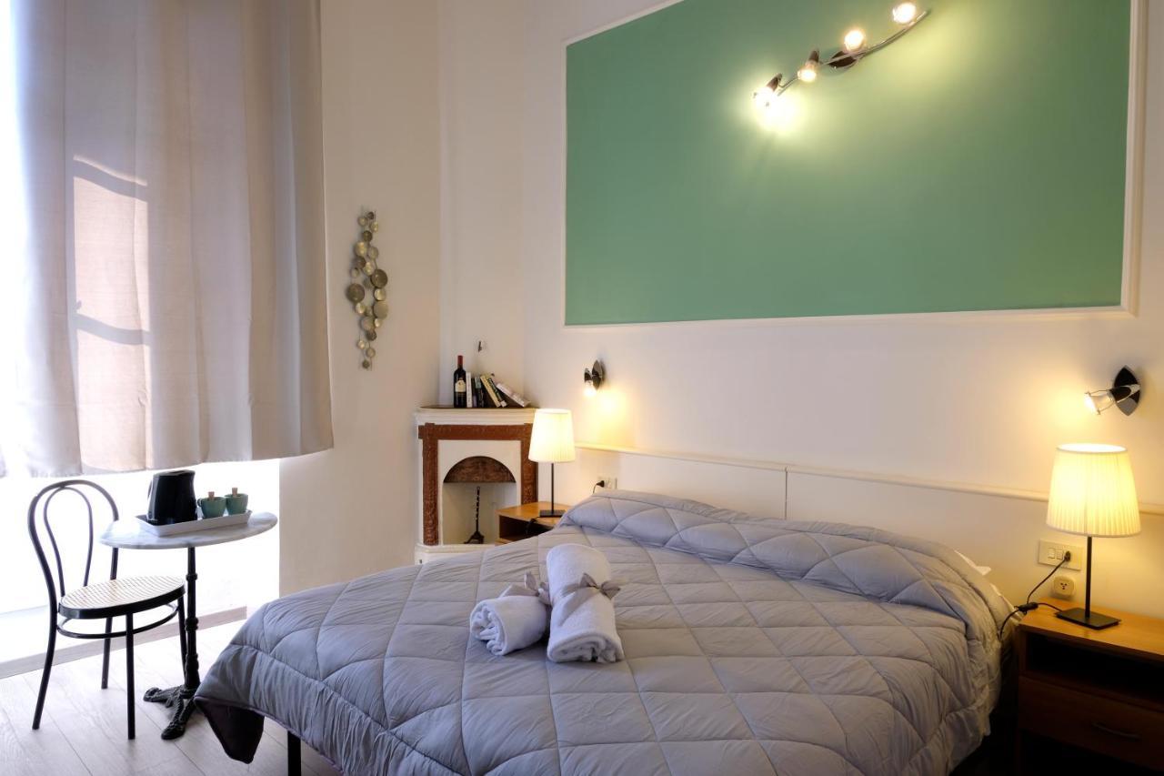 Residenza Le Rondini Hotel Firenze Bagian luar foto